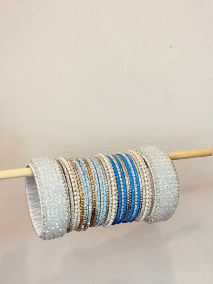 Elaya Bloom Bangle Set