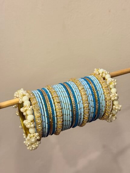 Inaya Sky Crystal Bangle Set