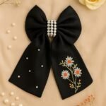 Daisy Pearl Hairbow